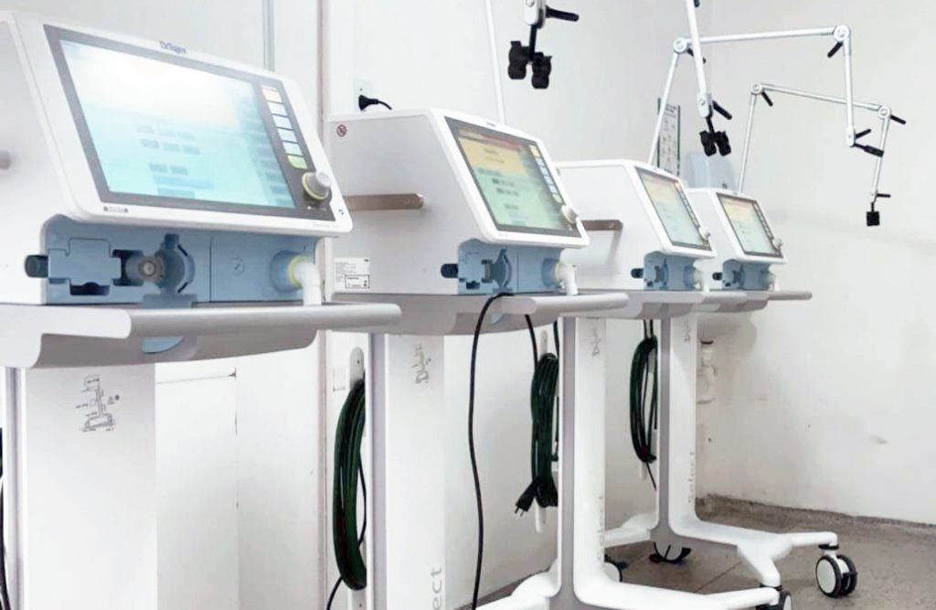 Hospital Universitário recebe quatro respiradores, sendo dois doados pelo Grupo JCPM