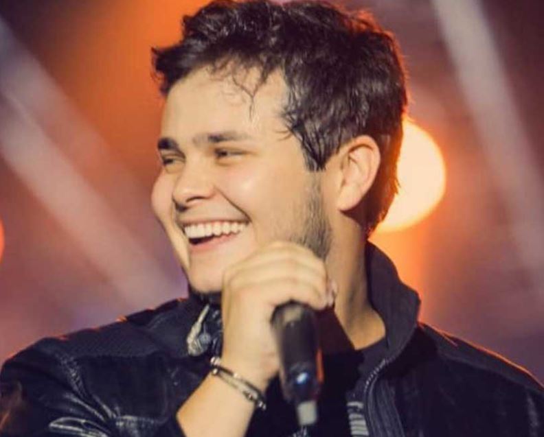 foto do cantor Matheus Aleixo