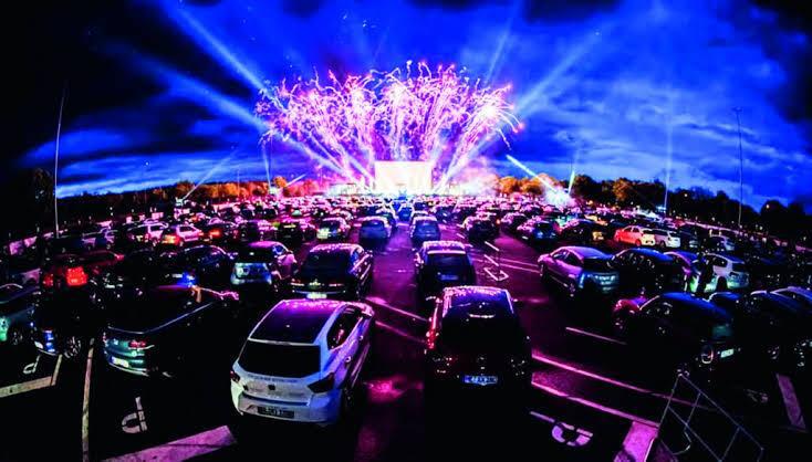 Cine Road Show Drive-In
