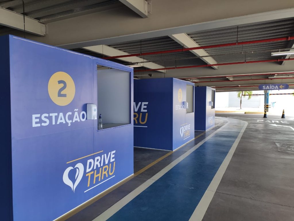 Drive-thru nos shoppings Jardins e Riomar